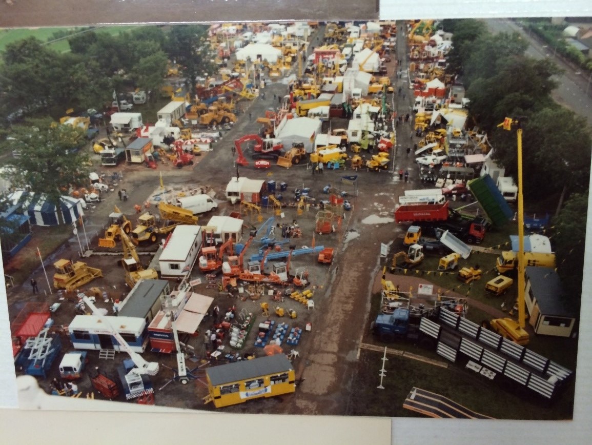 Hamilton show from above